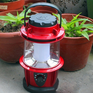 outdoor lantern light